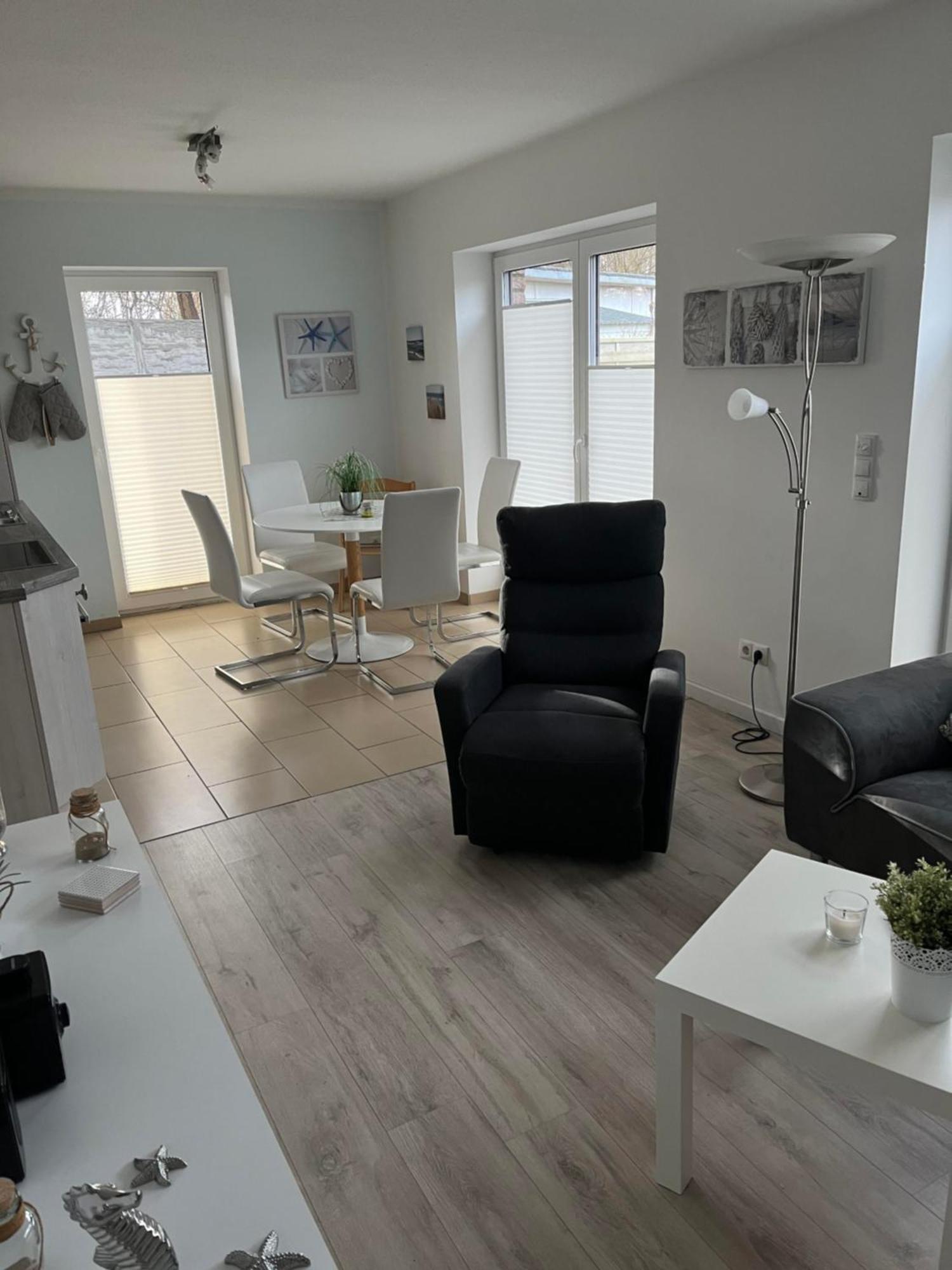 Ferienwohnung Voelker Häven Buitenkant foto
